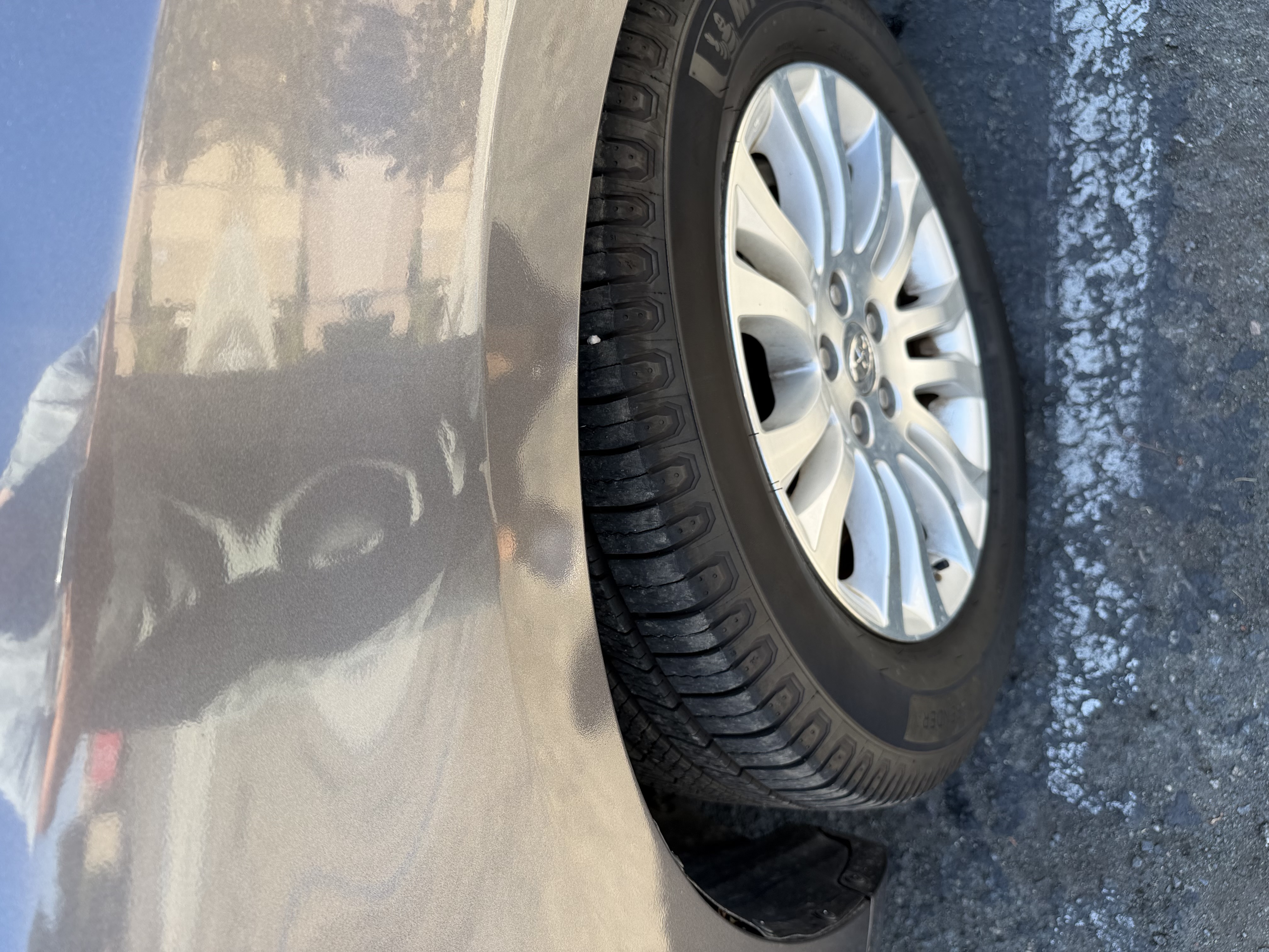 Used 2015 Toyota Sienna XLE FWD image 9