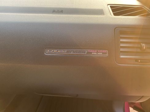 Used 2010 Dodge Challenger SRT8 w/ Furious Fuchsia Group RWD image 15