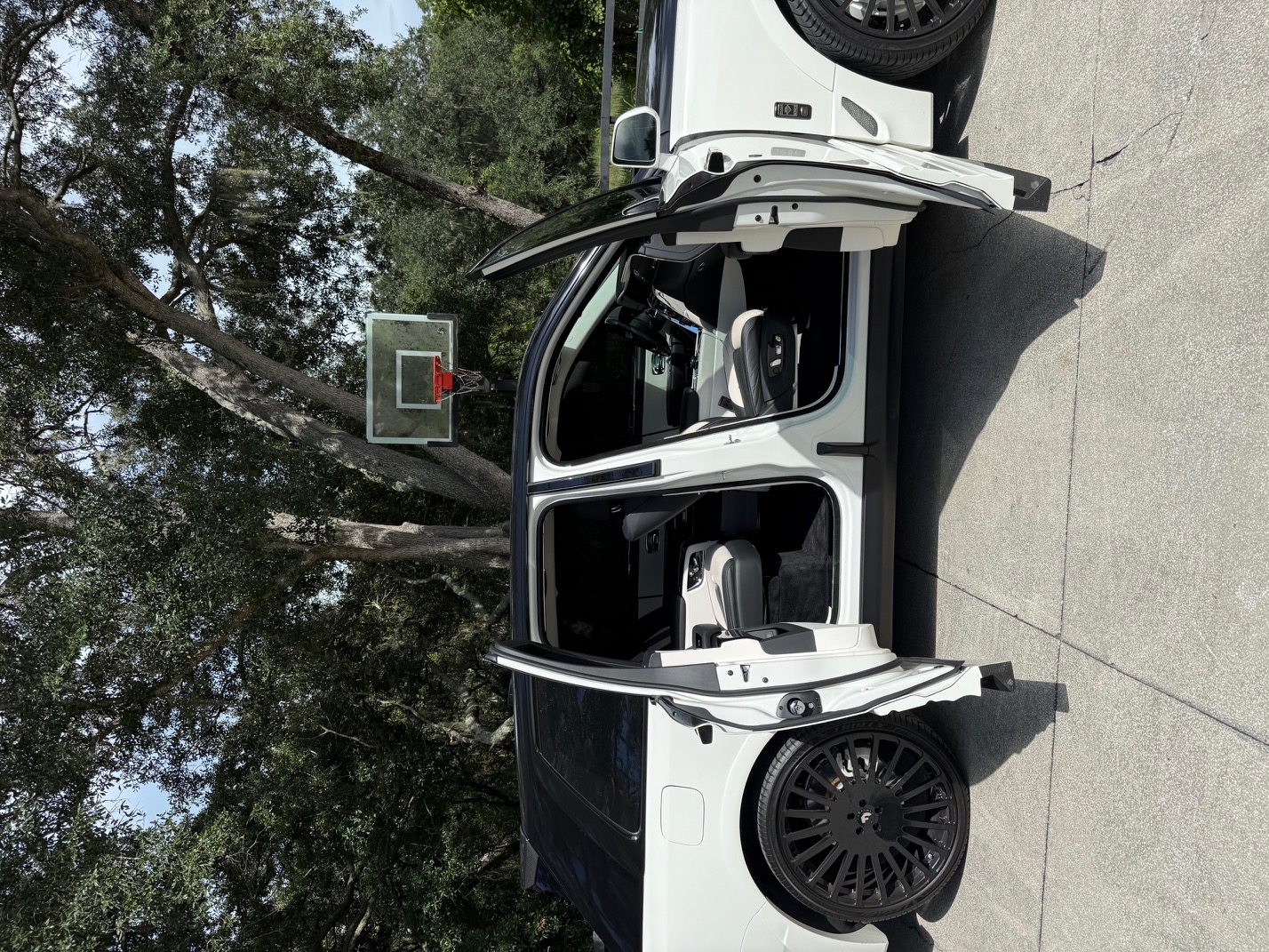 Used 2022 Rolls-Royce Cullinan AWD/4WD image 8