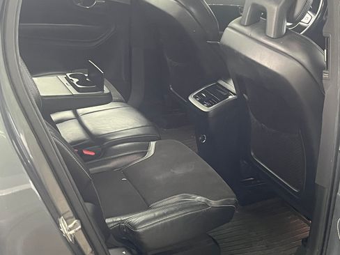 Used 2017 Volvo XC90 T6 R-Design w/ Vision Package AWD/4WD image 12