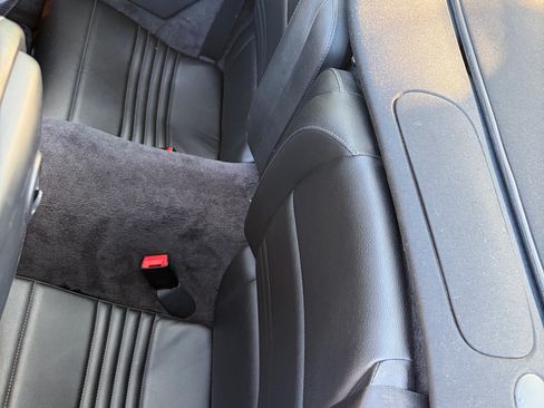 Used 2001 Porsche 911 Cabriolet image 12