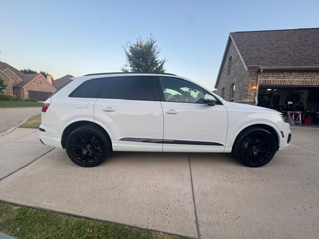 Used 2019 Audi Q7 3.0T Prestige AWD/4WD image 4