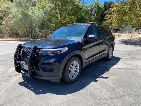 Used 2021 Ford Explorer 2WD image 4