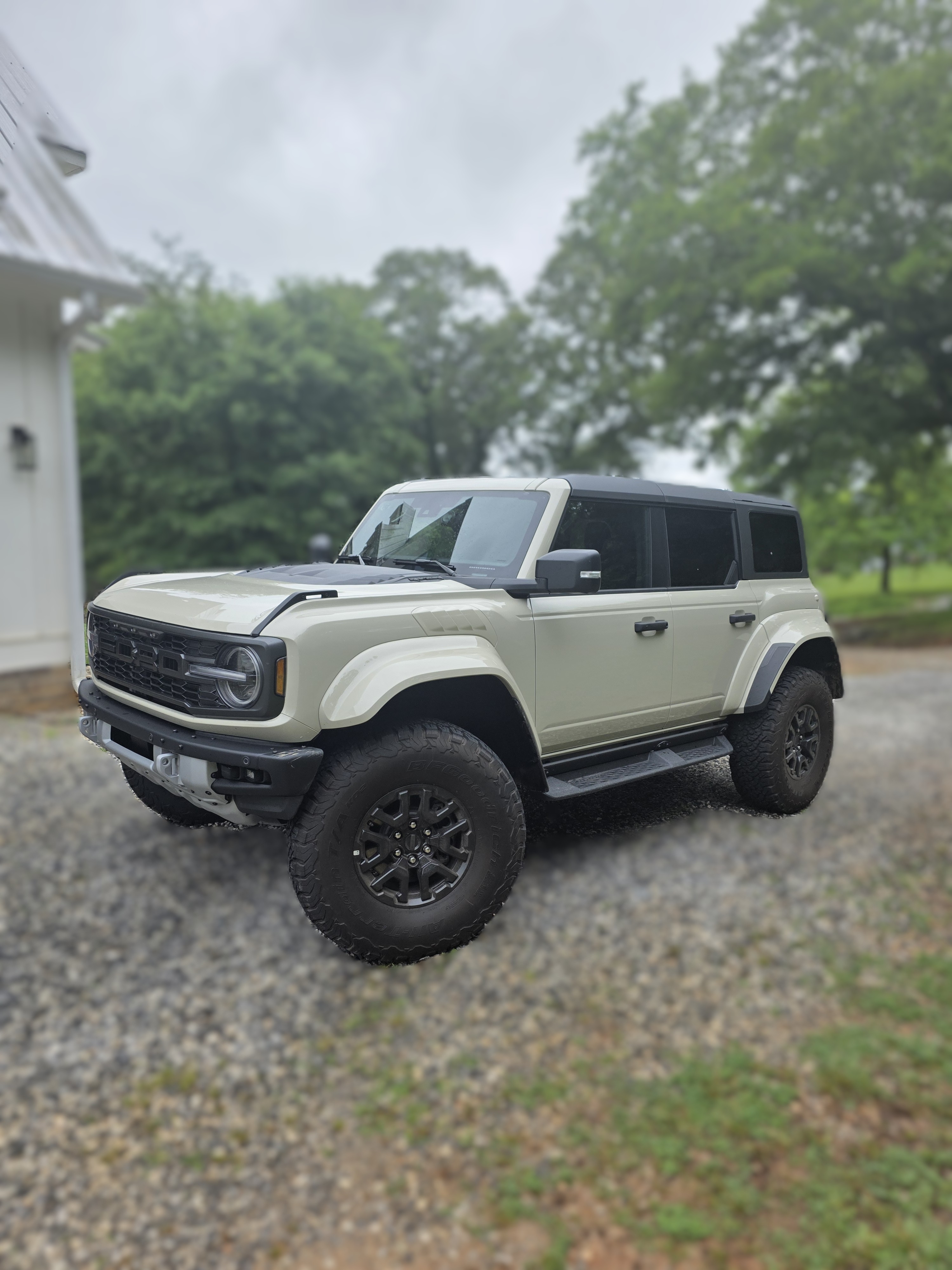 Used 2026 Ford Bronco Raptor w/ Interior Carbon Fiber Pack AWD/4WD image 1