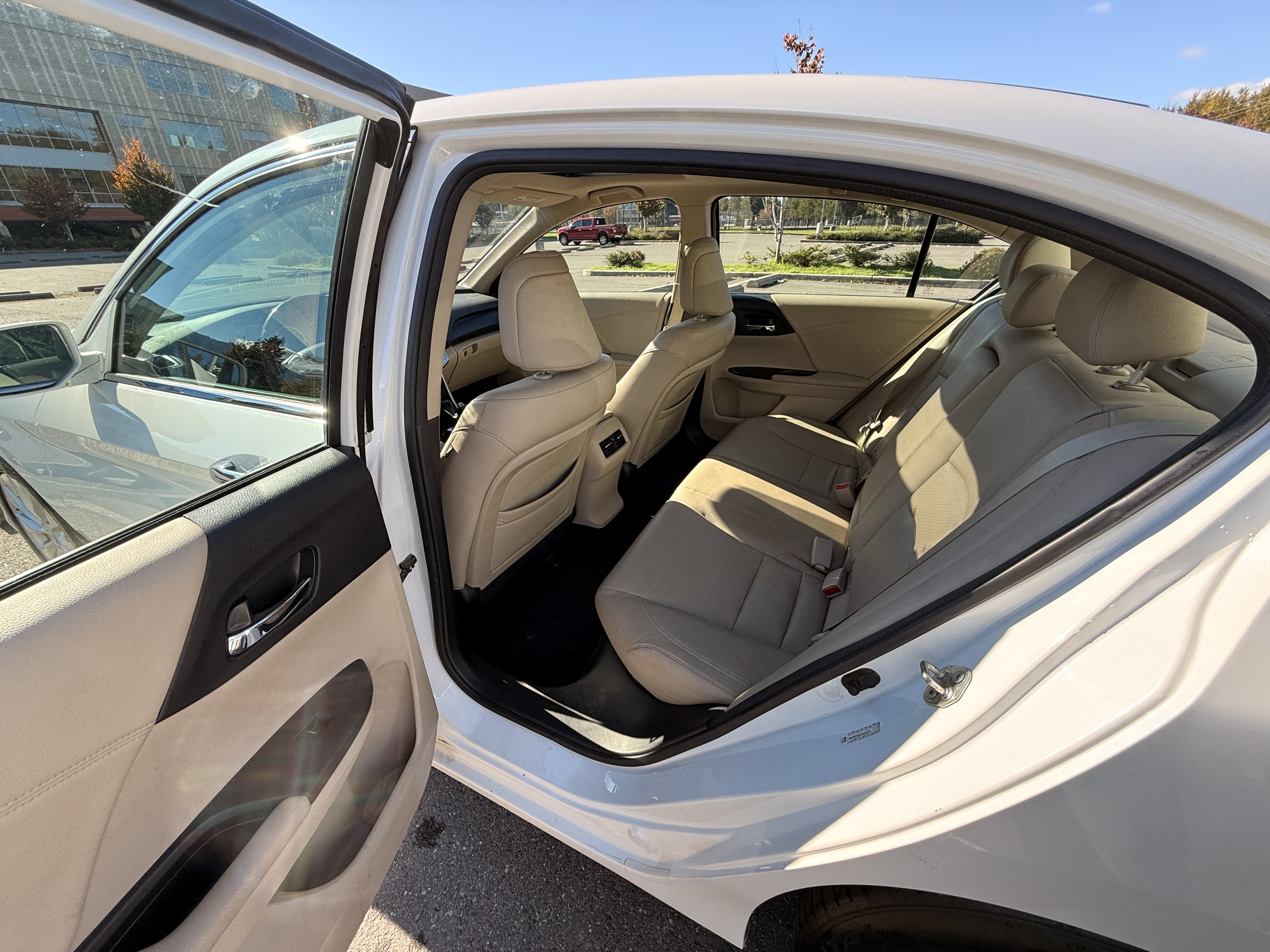 Used 2014 Honda Accord EX-L image 14