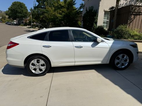 Used 2010 Honda Crosstour EX-L image 4