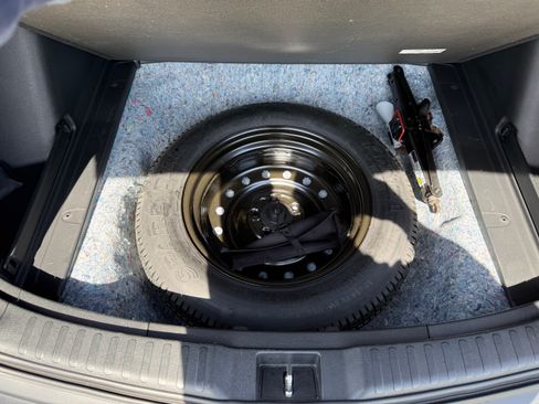 Used 2018 Honda CR-V EX image 29