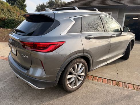 Used 2019 INFINITI QX50 Essential w/ Premium Heat Package image 6