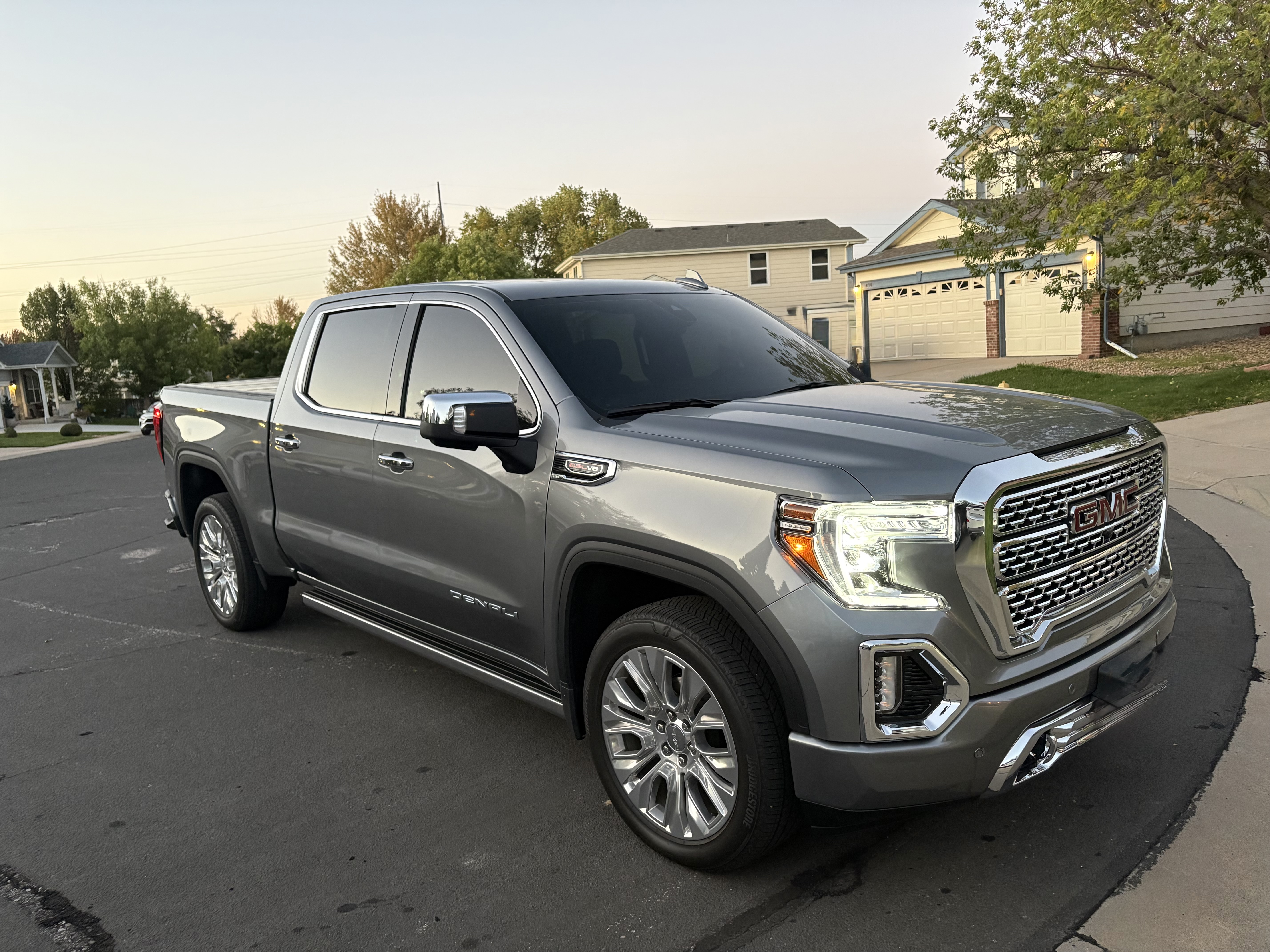 Used 2020 GMC Sierra 1500 Denali w/ Denali Ultimate Package AWD/4WD image 5