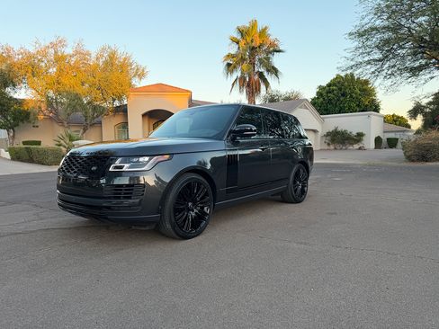 Used 2018 Land Rover Range Rover Supercharged AWD/4WD image 1