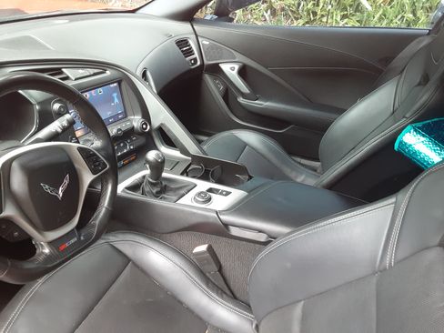 Used 2015 Chevrolet Corvette Z06 image 16