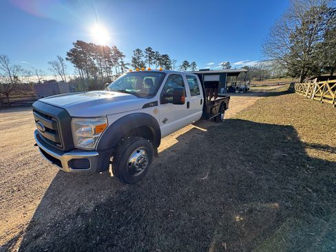 Used 2015 Ford F550 4x4 Crew Cab Super Duty image 6