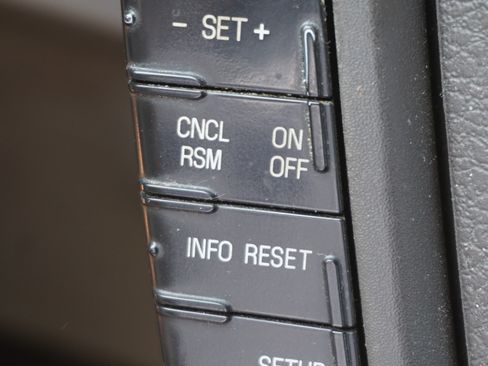 Used 2012 Ford F150 XLT RWD image 23