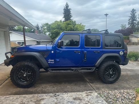 Used 2019 Jeep Wrangler Unlimited Sport S AWD/4WD image 1