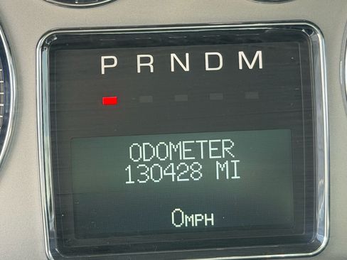 Used 2008 Cadillac Escalade ESV AWD image 21