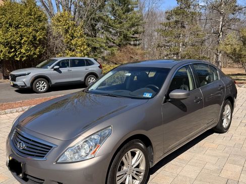 Used 2013 INFINITI G37 x Sedan w/ Premium Pkg image 1
