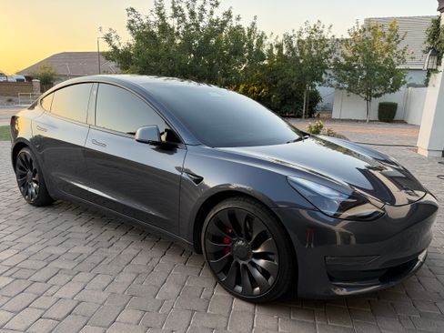 Used 2023 Tesla Model 3 Performance AWD/4WD image 9