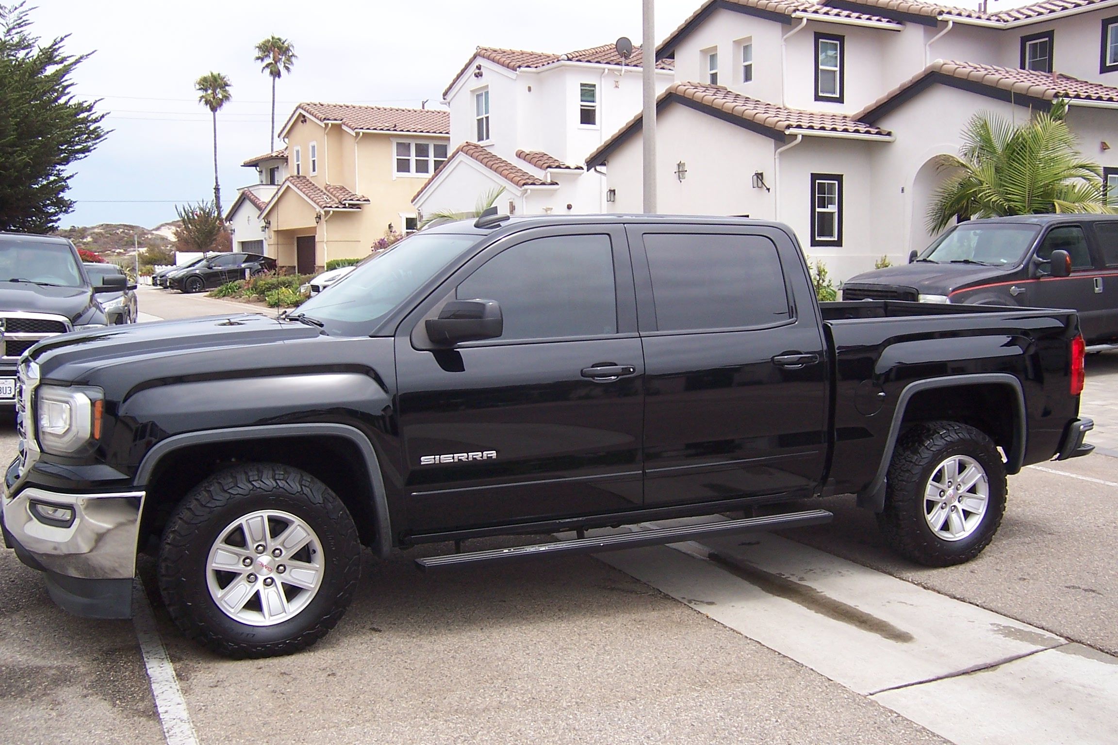 Used 2018 GMC Sierra 1500 SLE w/ SLE Value Package RWD image 8