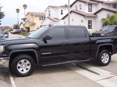 Used 2018 GMC Sierra 1500 SLE w/ SLE Value Package RWD image 8