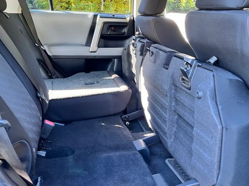 Used 2011 Toyota 4Runner Trail image 8