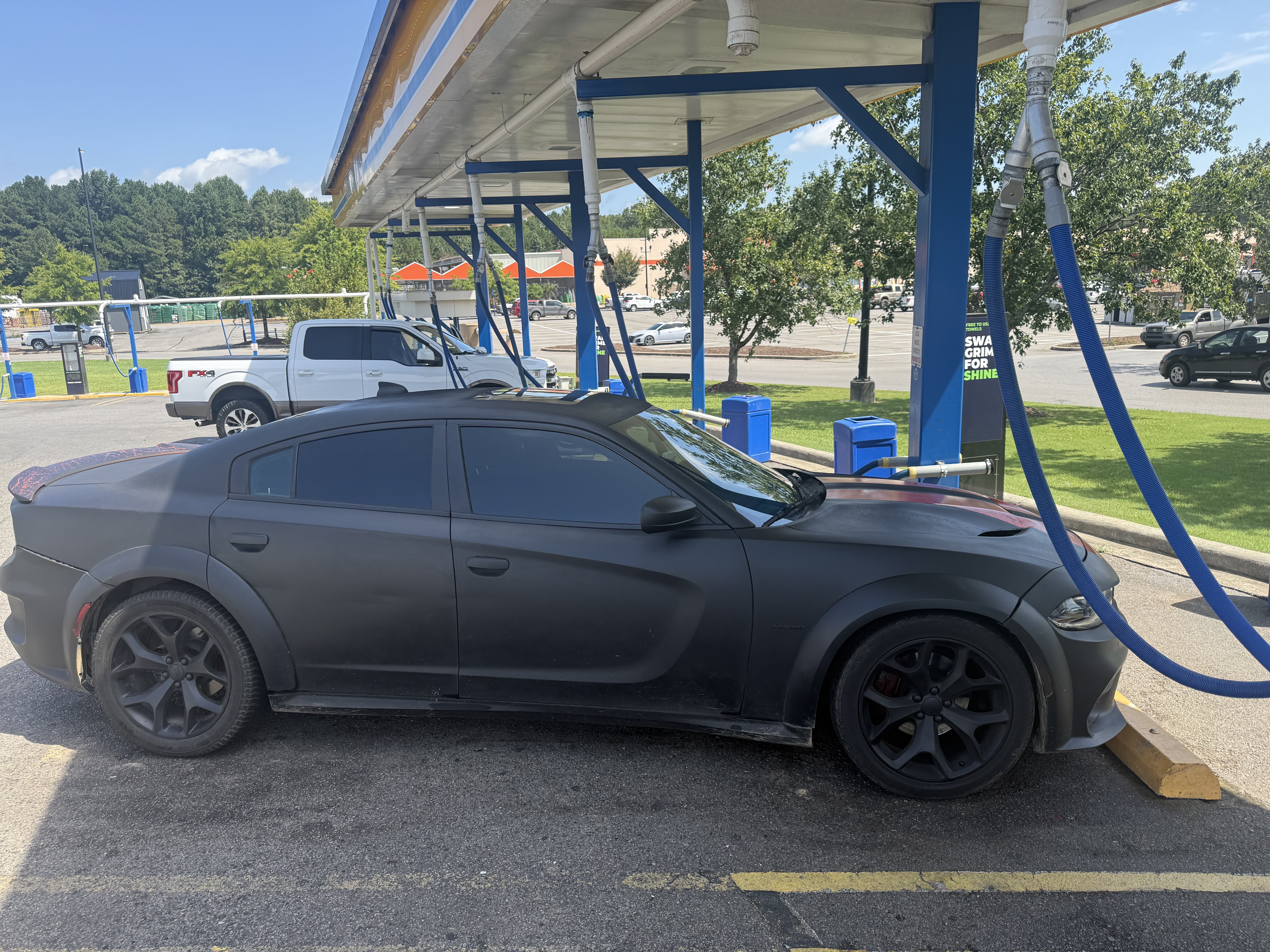 Used 2019 Dodge Charger R/T w/ Driver Confidence Group RWD image 2