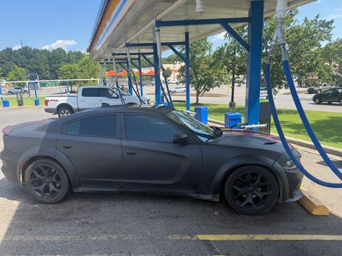 Used 2019 Dodge Charger R/T w/ Driver Confidence Group RWD image 2