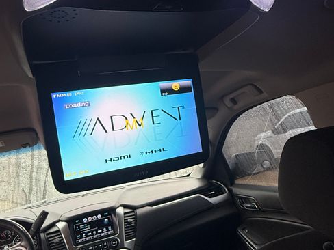 Used 2017 Chevrolet Tahoe LS w/ All-Season Package image 14