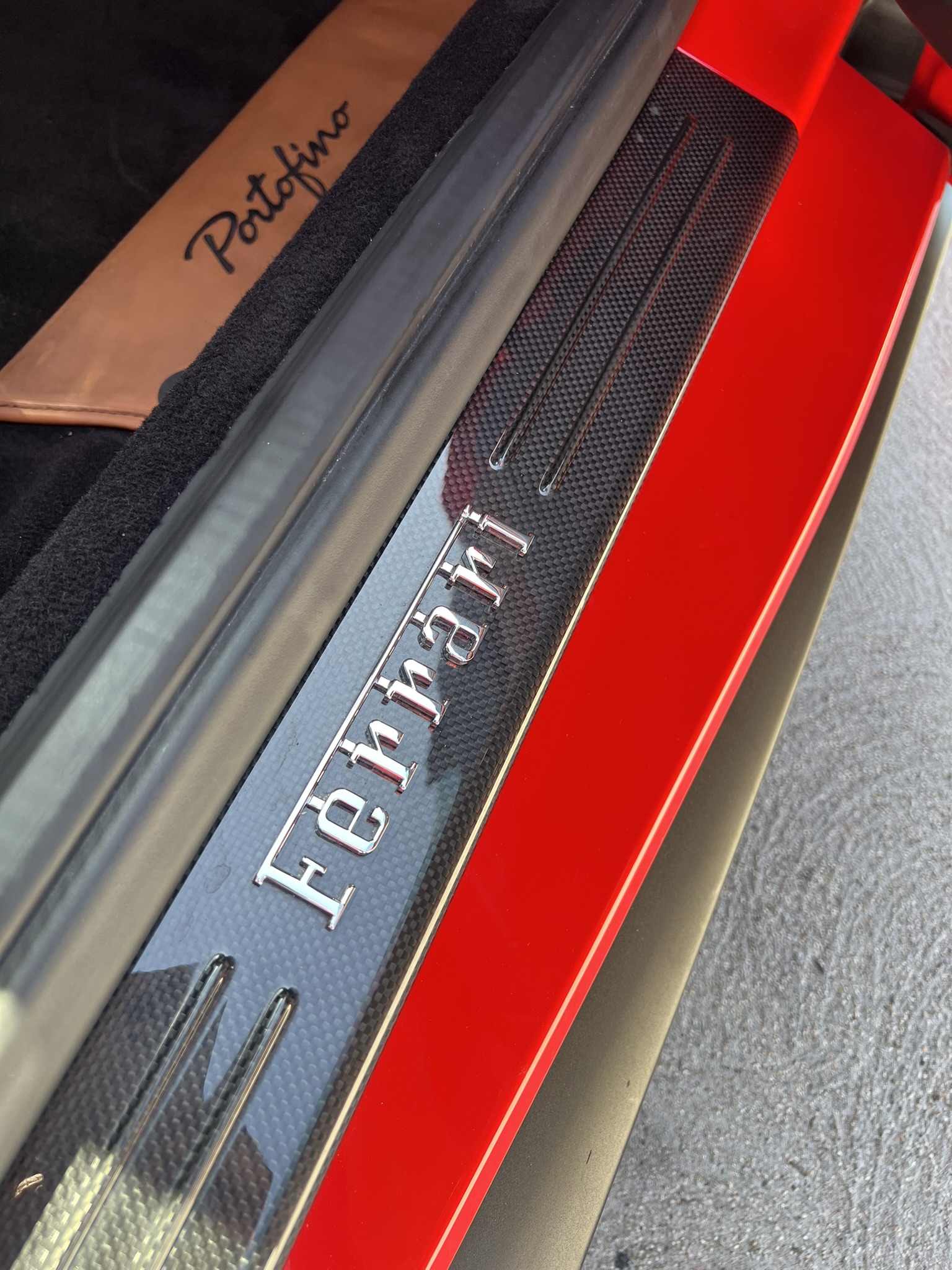 Used 2019 Ferrari Portofino RWD image 29
