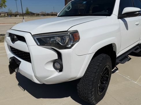 Used 2015 Toyota 4Runner SR5 Premium image 11