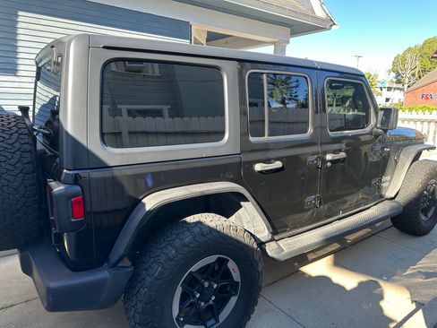 Used 2018 Jeep Wrangler Unlimited Sport S image 10