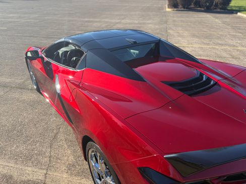 Used 2021 Chevrolet Corvette Stingray Preferred Conv w/ Z51 Performance Package image 2