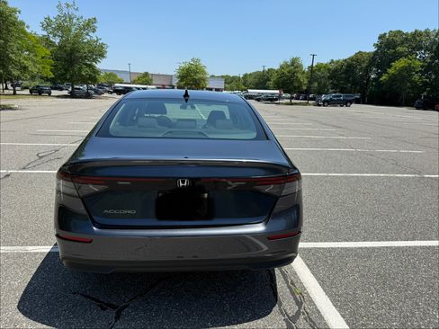Used 2025 Honda Accord SE image 4