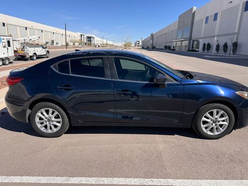 Used 2014 MAZDA MAZDA3 i Touring w/ Technology Package image 5