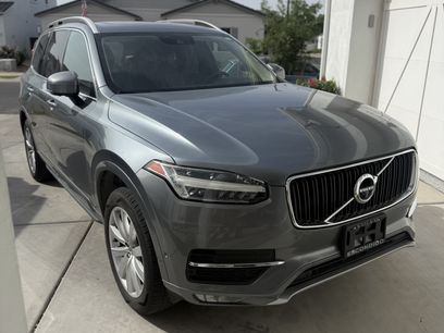 Used 2018 Volvo XC90 T5 Momentum w/ Convenience Package