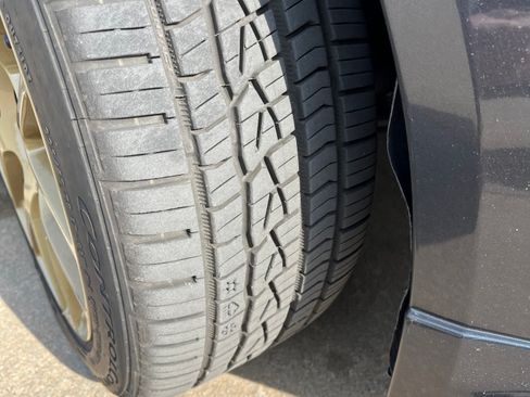 Used 2009 Subaru Impreza WRX Sedan w/ Sport Trim 1B image 16