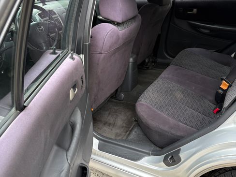 Used 2002 MAZDA Protege5 FWD image 17