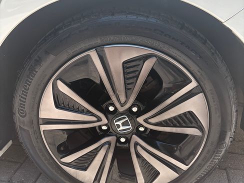 Used 2018 Honda Civic EX image 14