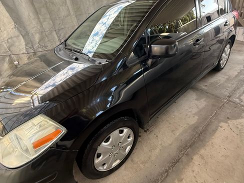 Used 2009 Nissan Versa 1.8 S FWD image 1