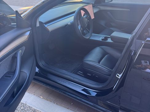 Used 2022 Tesla Model 3 RWD image 7