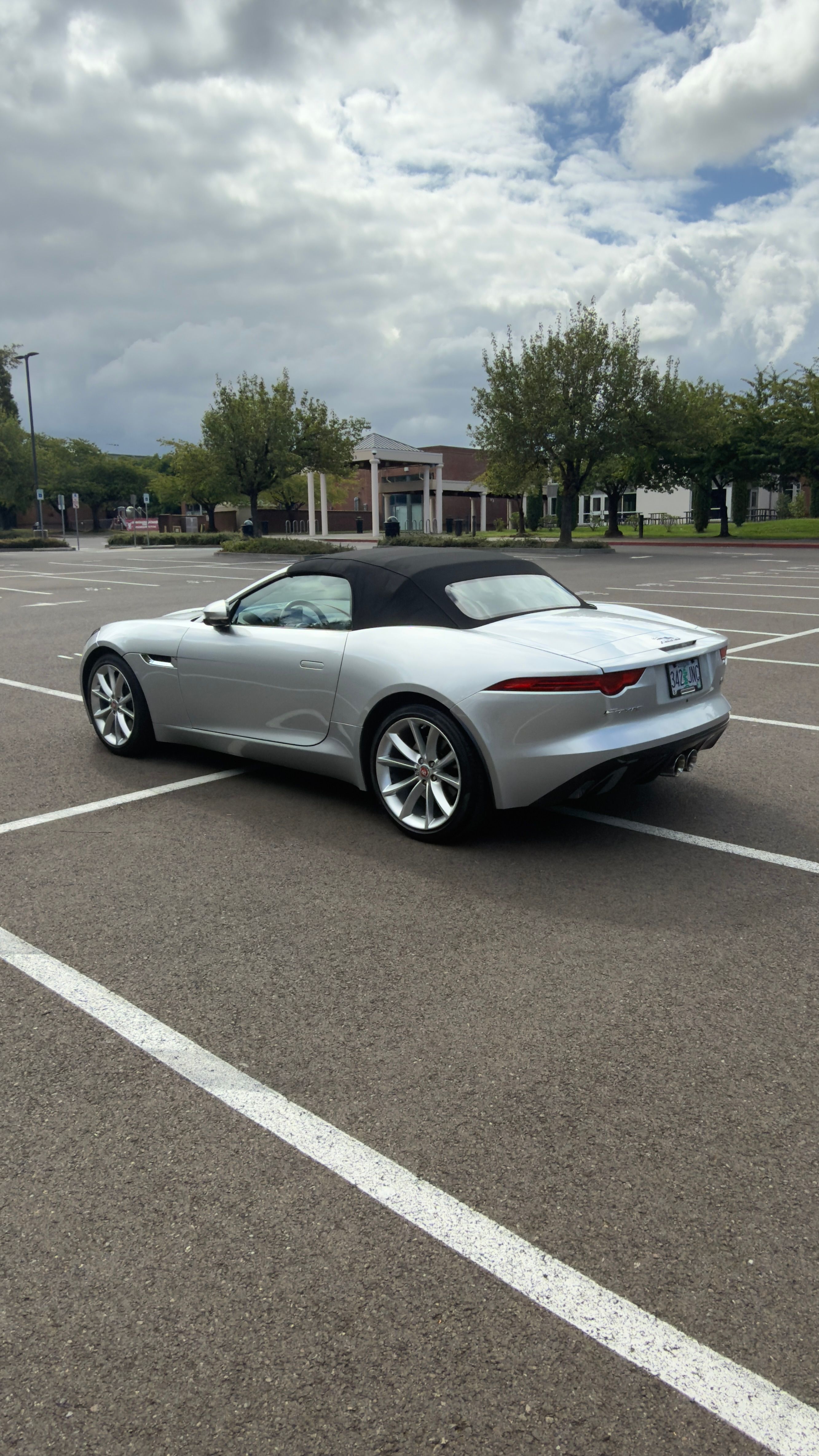 Used 2016 Jaguar F-TYPE S RWD image 6