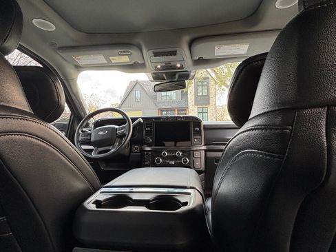 Used 2023 Ford F250 Lariat w/ Lariat Ultimate Package image 10