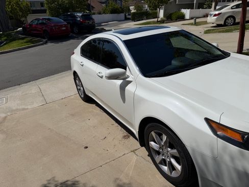 Used 2013 Acura TL w/ Technology Package FWD image 2