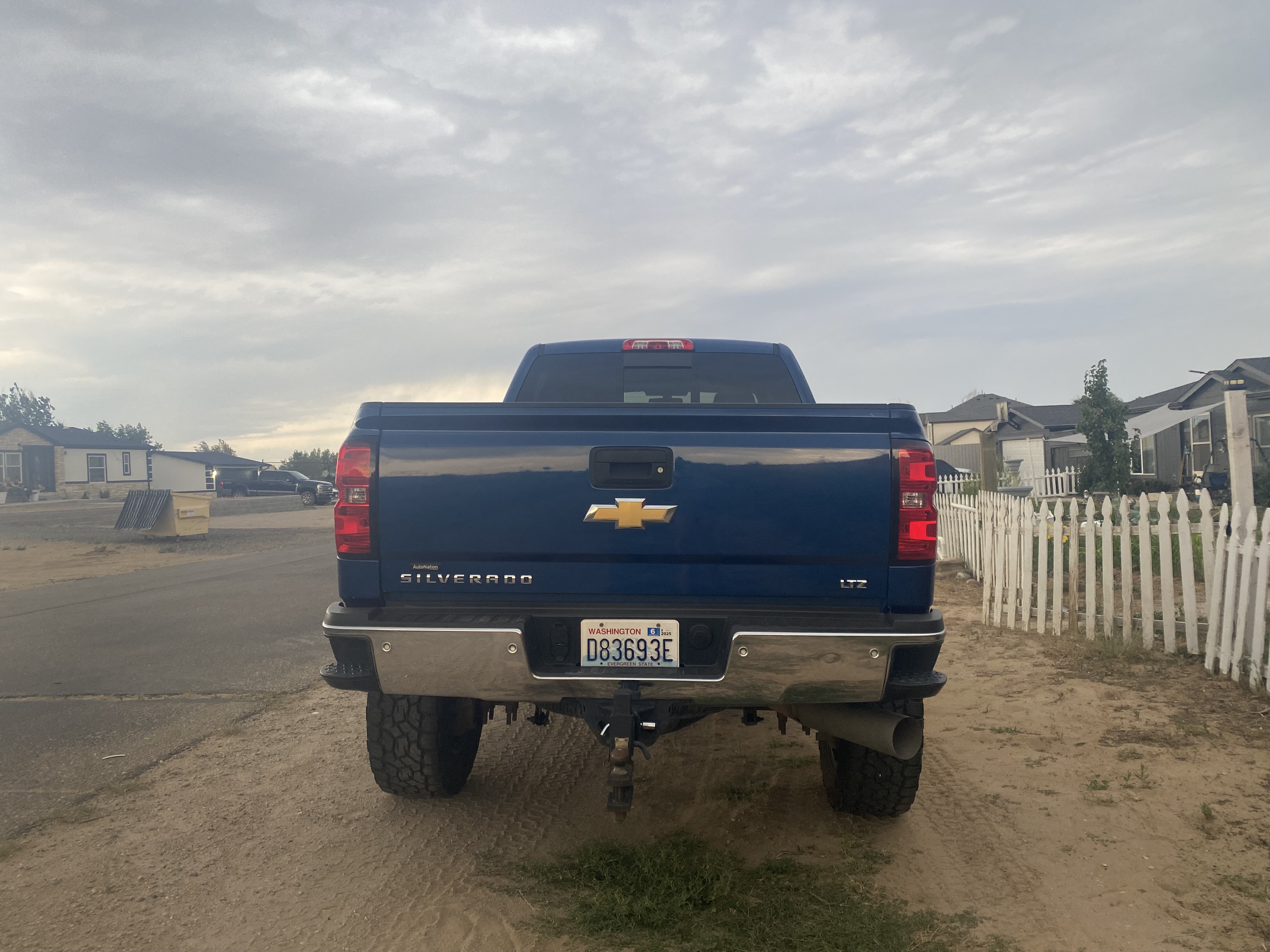 Used 2016 Chevrolet Silverado 2500 LTZ w/ Duramax Plus Package AWD/4WD image 5
