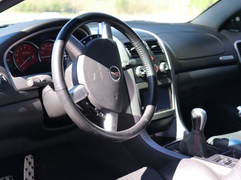 Used 2006 Pontiac GTO Coupe 2D image 15