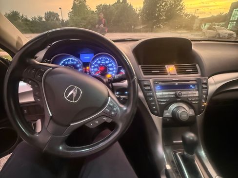 Used 2010 Acura TL w/ Technology Package FWD image 12