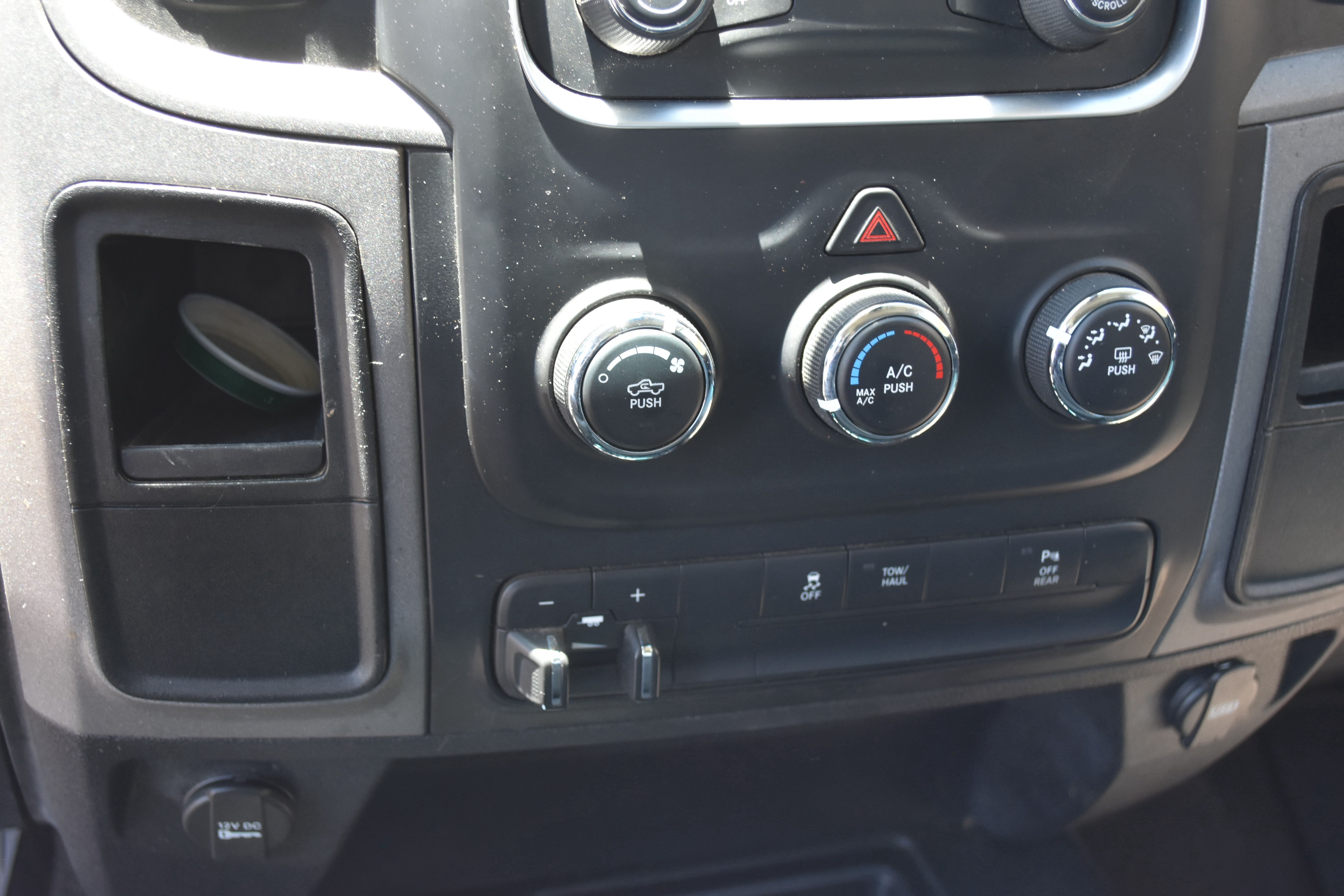 Used 2016 RAM 2500 Tradesman w/ Chrome Appearance Group AWD/4WD image 26