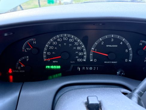 Used 2001 Ford F150 2WD SuperCab image 11