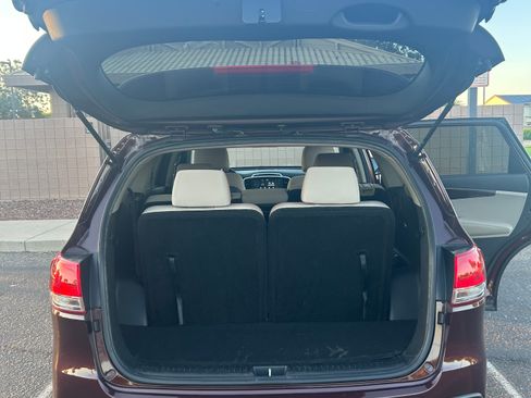 Used 2017 Kia Sorento LX w/ LX V6 Convenience Package FWD image 15