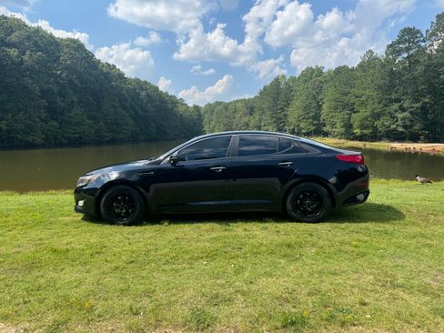 Used 2015 Kia Optima LX FWD image 9