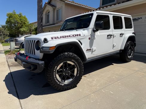 Used 2020 Jeep Wrangler Unlimited Rubicon w/ Steel Bumper Group AWD/4WD image 6